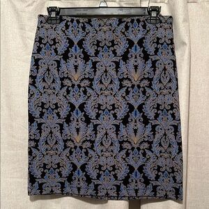 J McLaughlin Women's Skirt Size 8